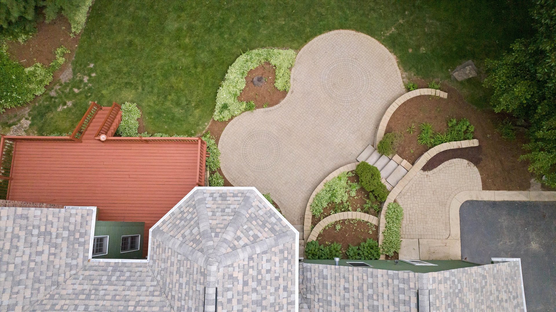 120 Fox Street Cary, IL 60013 - Photo 47 of 56 a front view of a house with garden