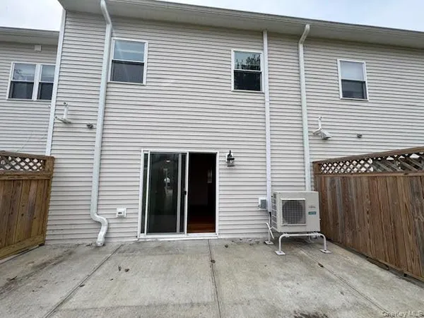 $2,800 | 3 Eisenhower Drive, Cornwall, NY 12518