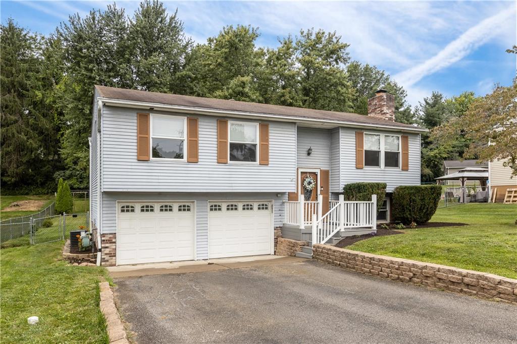 105 Old Ridge Road Coraopolis, PA 15108 - Photo 2 of 37 Gallery Image 2