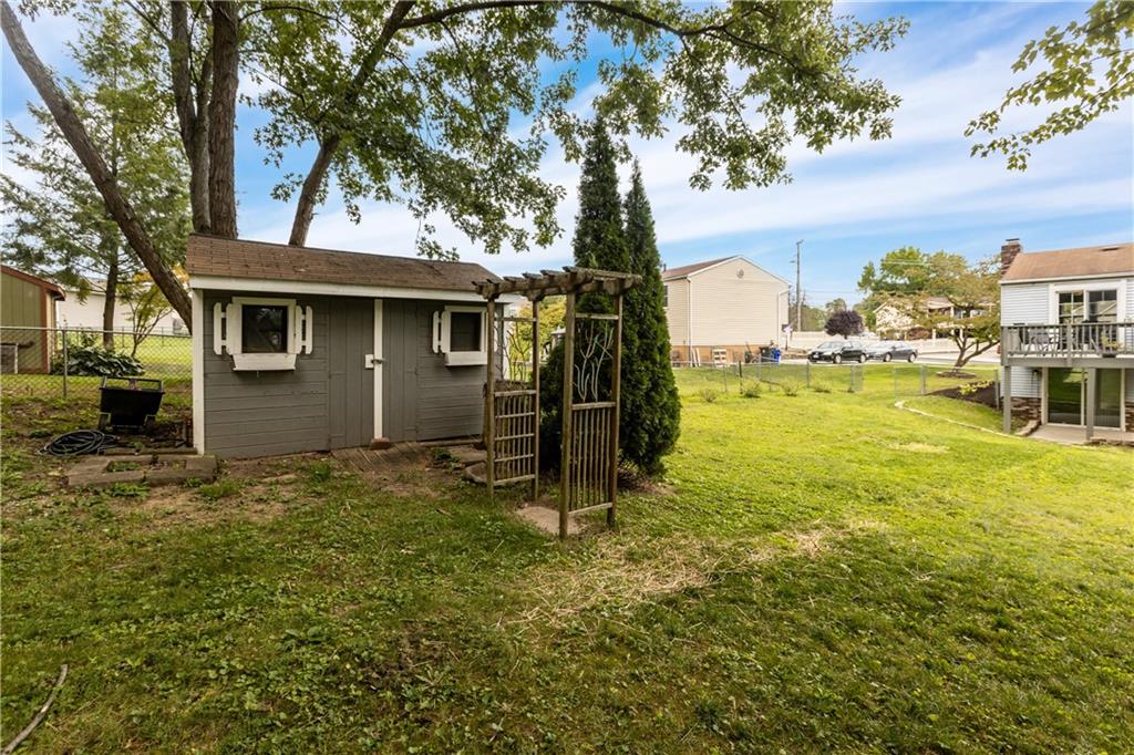 105 Old Ridge Road Coraopolis, PA 15108 - Photo 33 of 37 Gallery Image 33