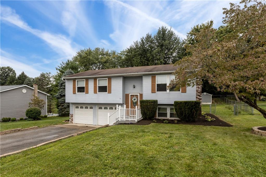 105 Old Ridge Road Coraopolis, PA 15108 - Photo 4 of 37 Gallery Image 4