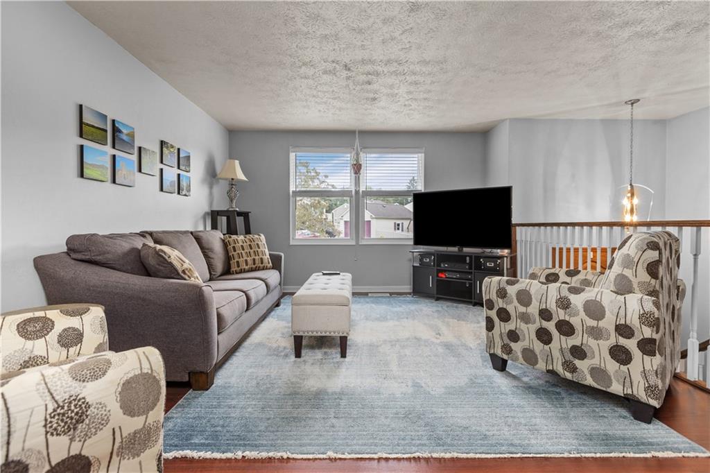 105 Old Ridge Road Coraopolis, PA 15108 - Photo 7 of 37 Gallery Image 7