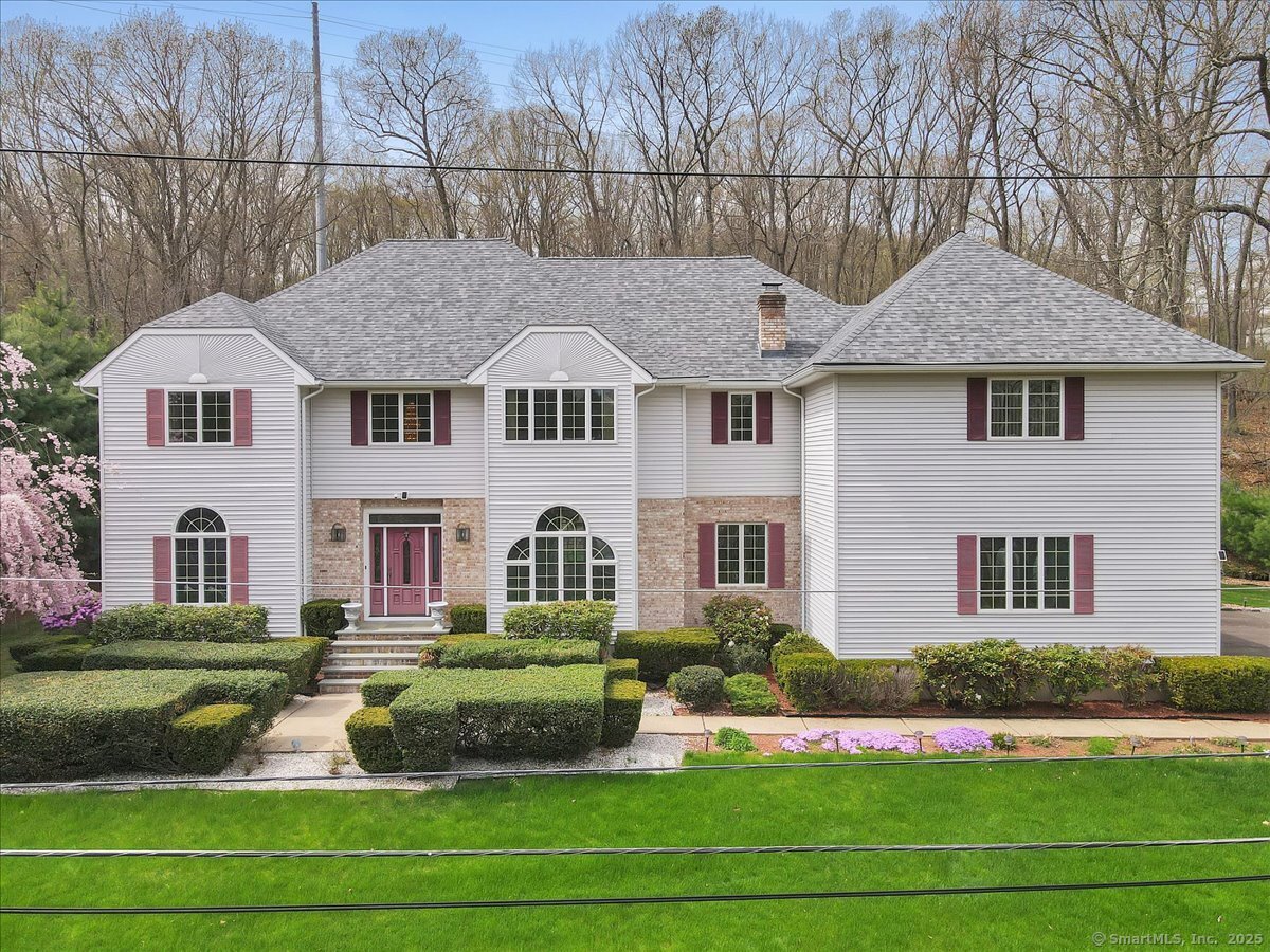 188 Mason Avenue Waterbury, CT 06708 - Photo 1 of 1