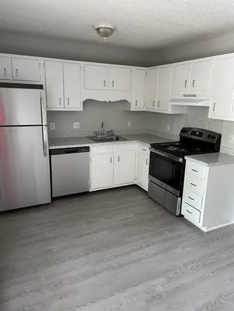 $1,895 | 6 South Anderson Avenue, Unit A, Charleston, SC 29412