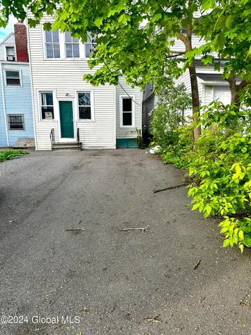 $1,950 | 316 Western Avenue, Unit 1, Albany, NY 12203