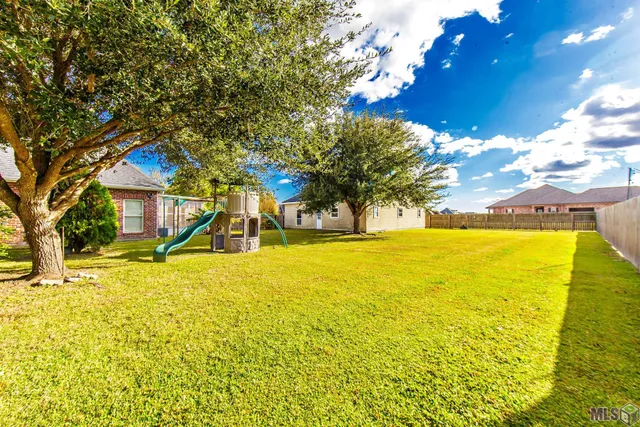 $460,000 | 111 Thetford Drive, Houma, LA 70360