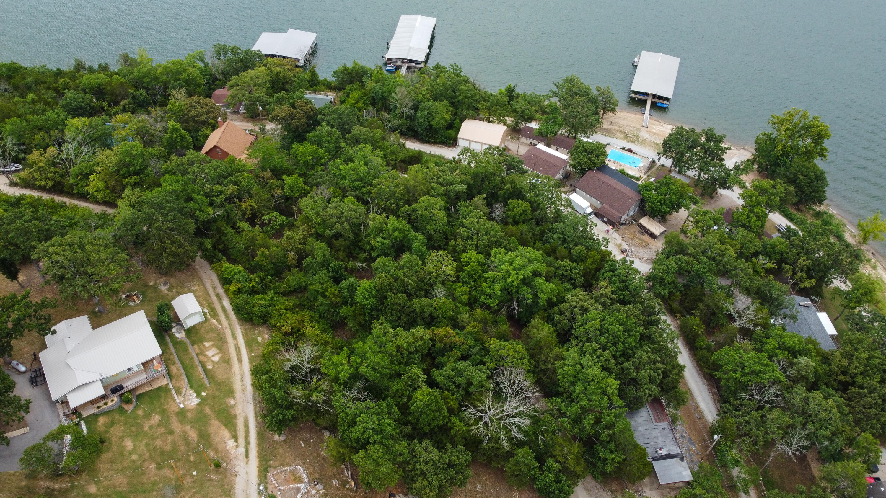 300 Scrolling Road Reeds Spring, MO 65737 - Photo 5 of 16 photo 4