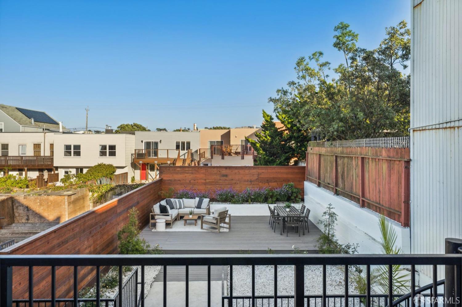 1544 45th Avenue San Francisco, CA 94122 - Photo 35 of 51 a view of balcony with furniture