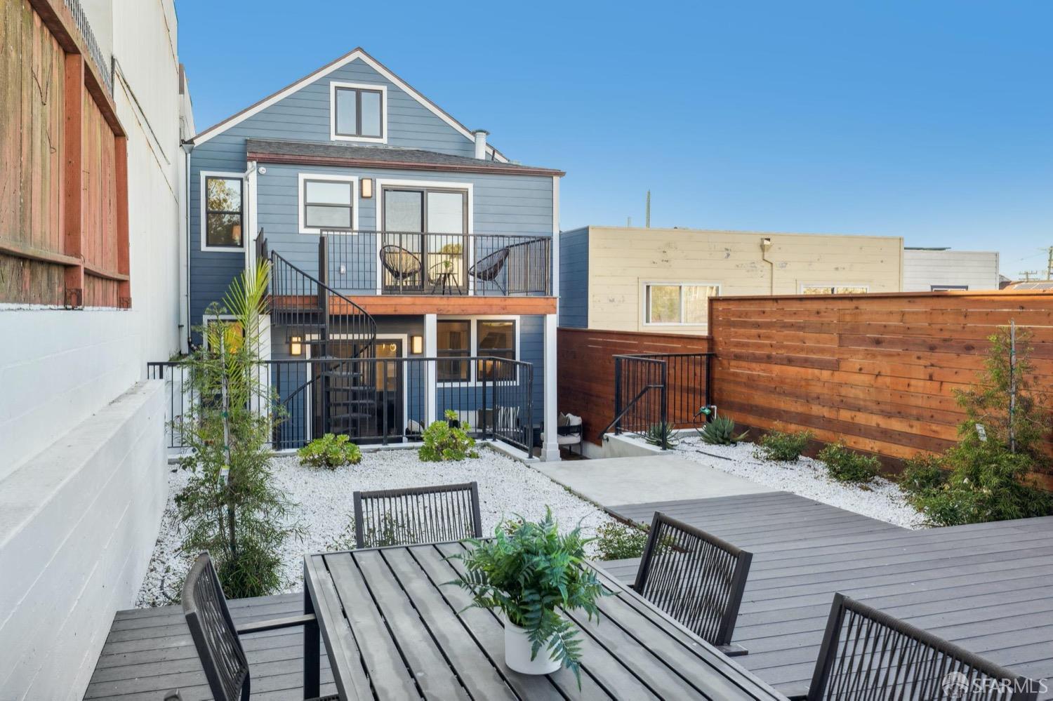 1544 45th Avenue San Francisco, CA 94122 - Photo 38 of 51 a view of a house with sitting area