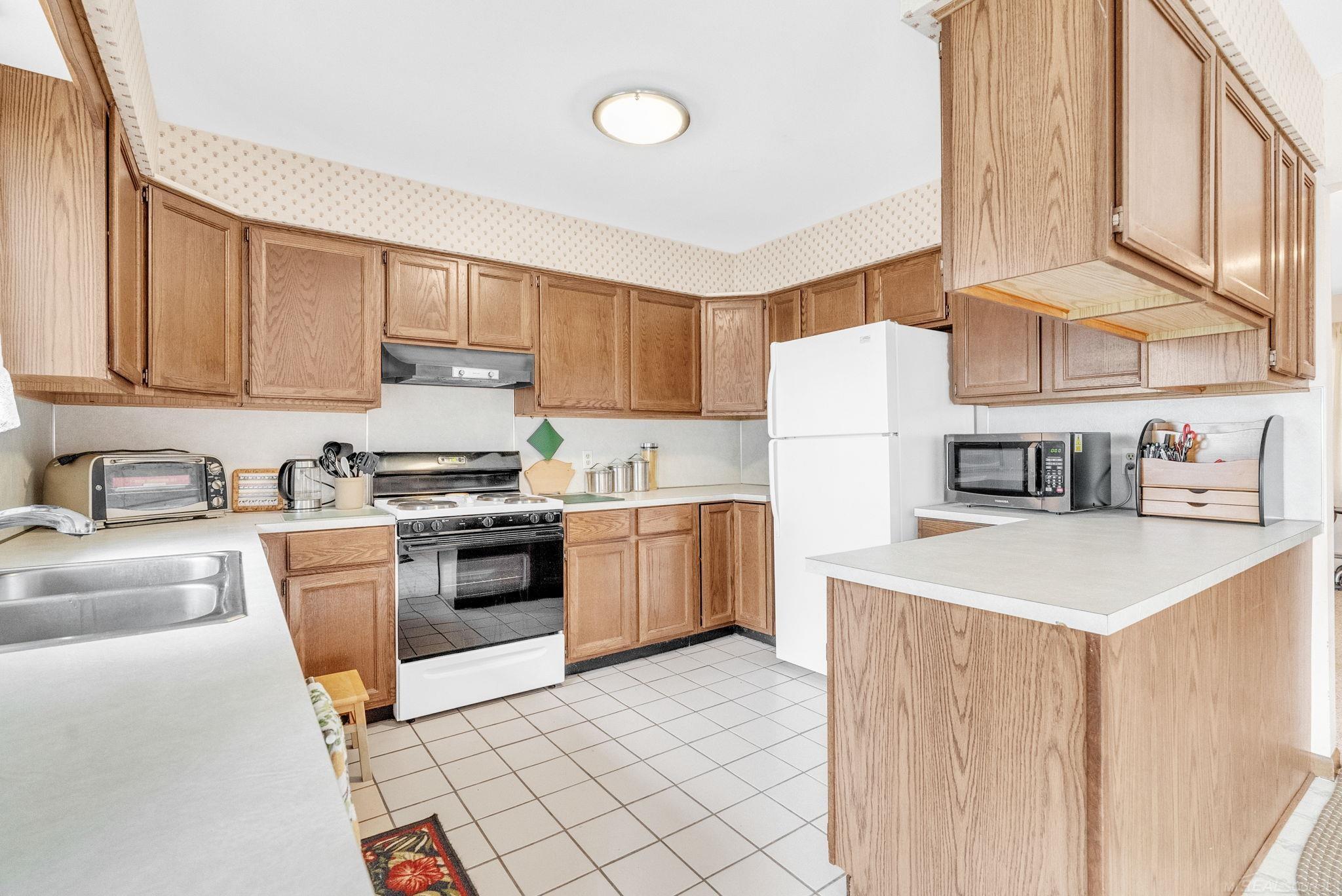 3455 Lakeshore Road Lexington, MI 48450 - Photo 8 of 47