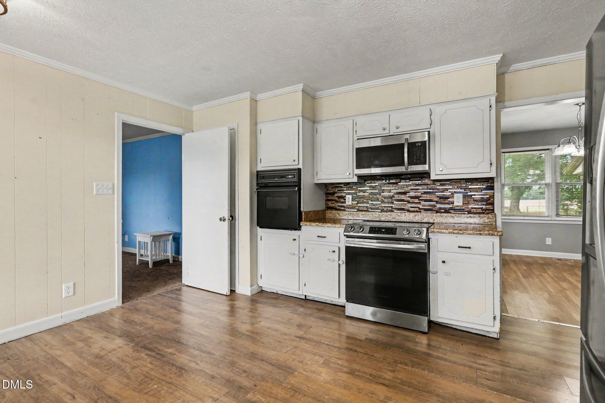 875 Wynn Road Clinton, NC 28328 - Photo 13 of 35 011_file_3040