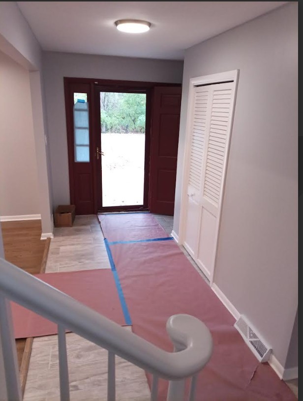 438 Hamilton Wood Homewood, IL 60430 - Photo 14 of 39 a view of livingroom with furniture and window