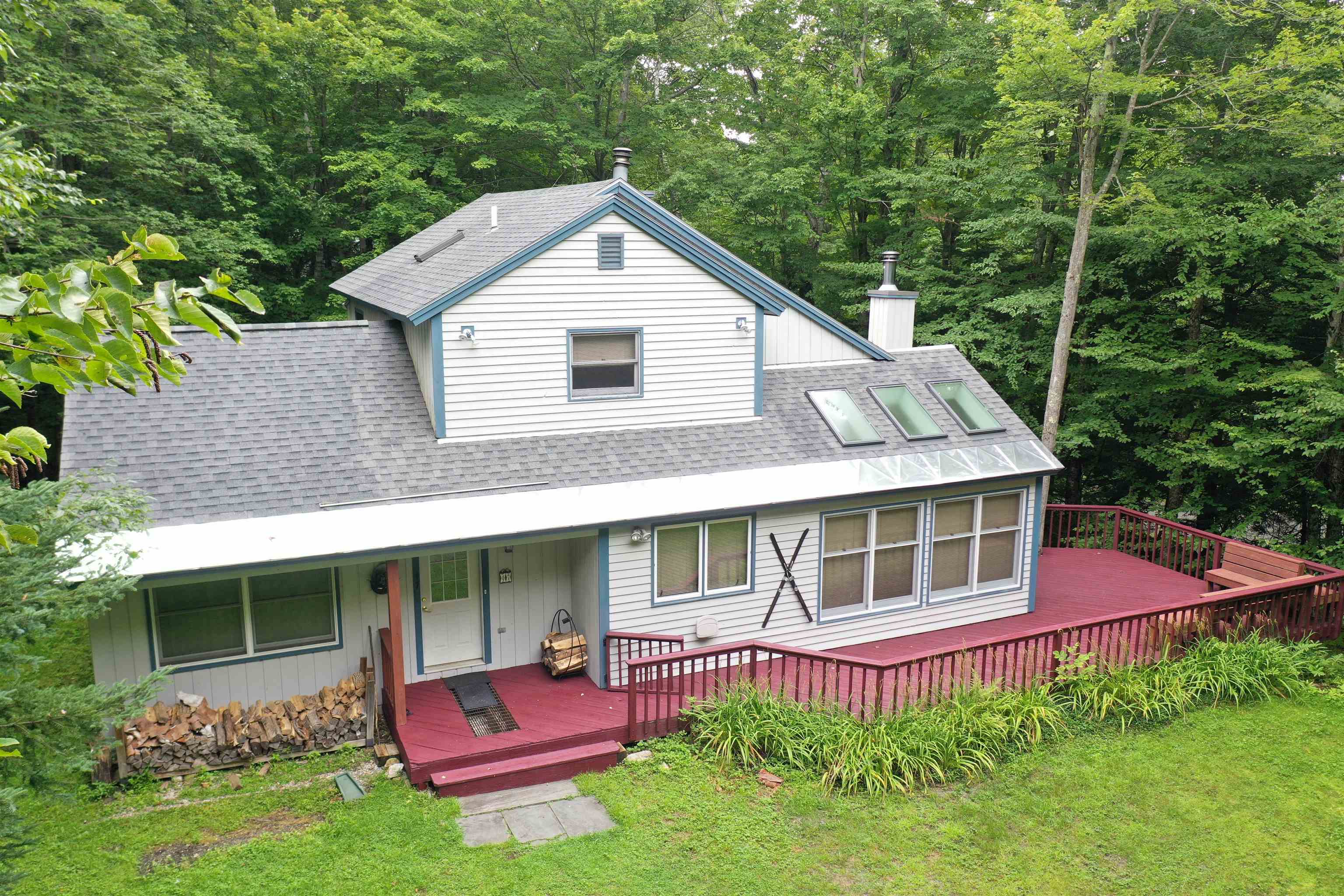 47 View Road Wilmington, VT 05363 - Photo 2 of 31 Gallery Image 2