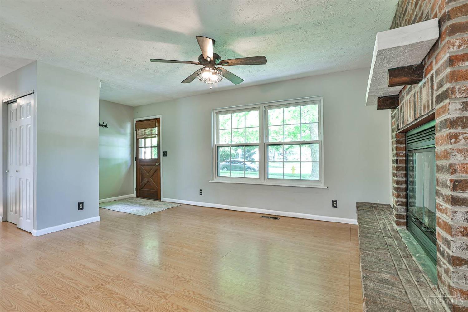 6054 Ricky Drive Fairfield, OH 45014 - Photo 6 of 37 Gallery Image 6