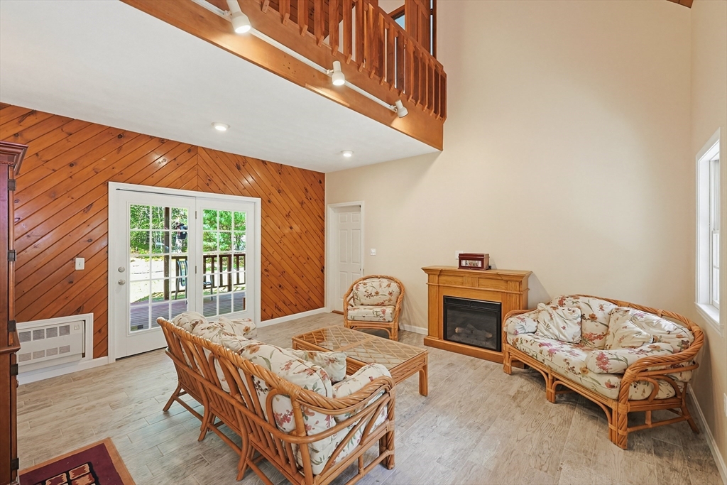 170 Rocky Hill Road Rehoboth, MA 02769 - Photo 4 of 42