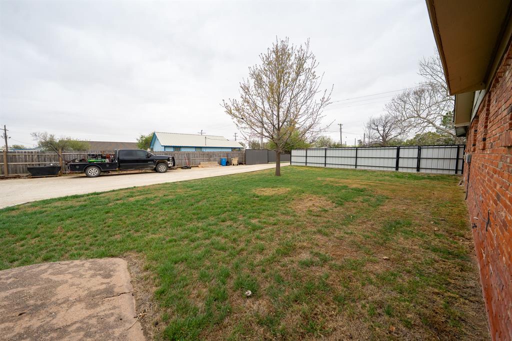 455 5th Street Hawley, TX 79525 - Photo 26 of 37 a view of a yard with a house