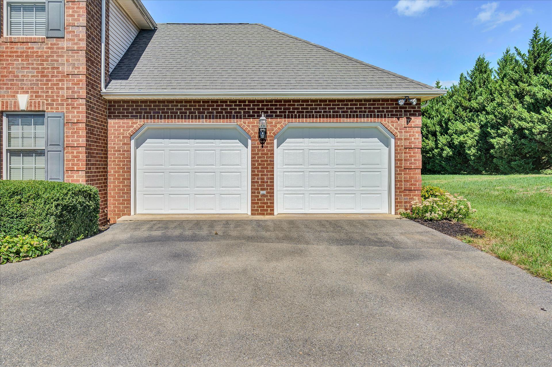 40 Old Farm Road Boones Mill, VA 24065 - Photo 28 of 41 25a Attached Garage MLS