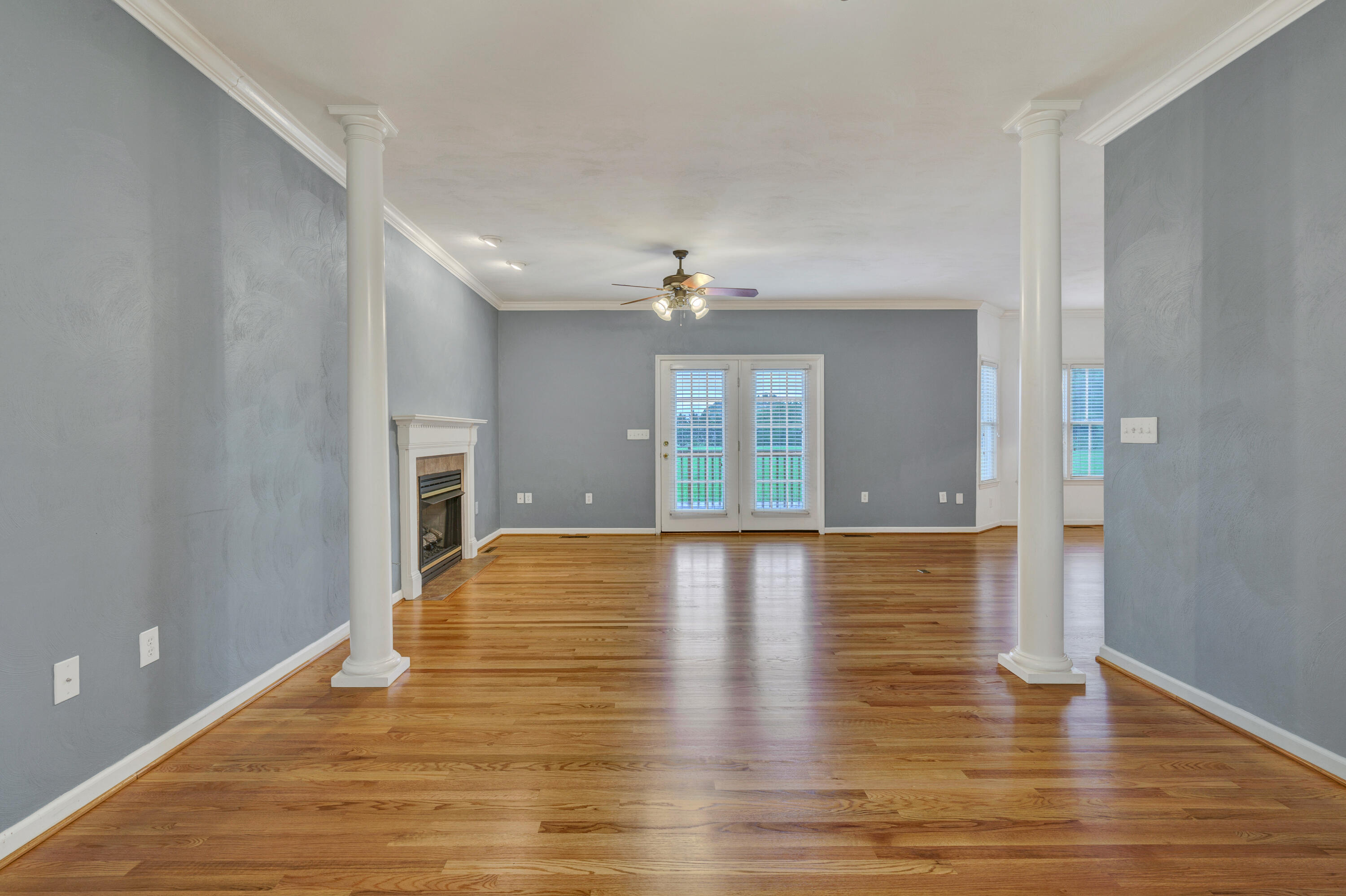 40 Old Farm Road Boones Mill, VA 24065 - Photo 6 of 41 4 Living Room