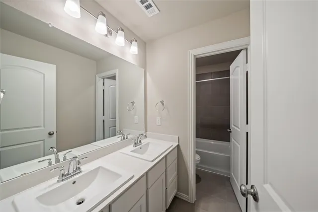 $265,000 | 11902 Amber Oak Way, Tomball, TX 77375