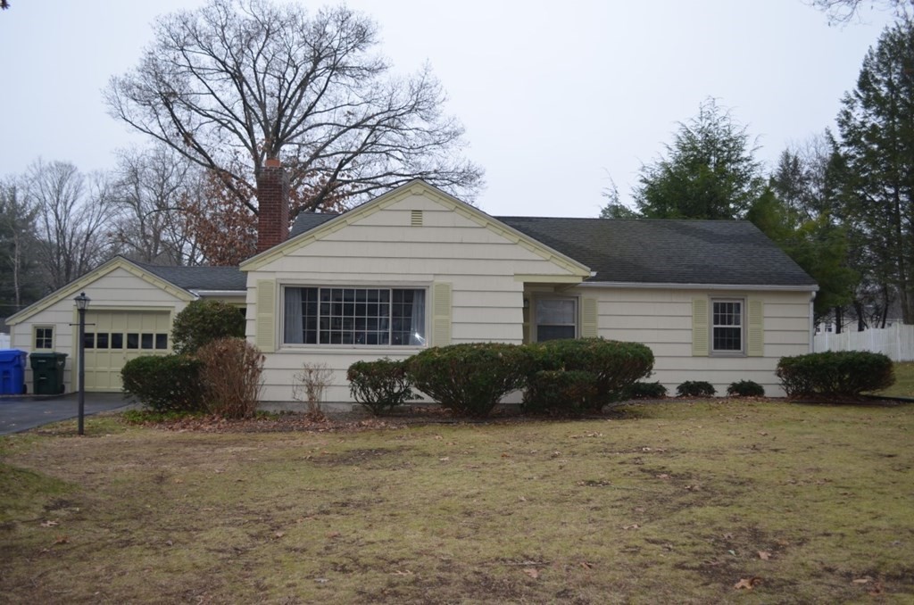 43 Winding Lane Springfield, MA 01118 - Photo 1 of 21 Gallery Image 1