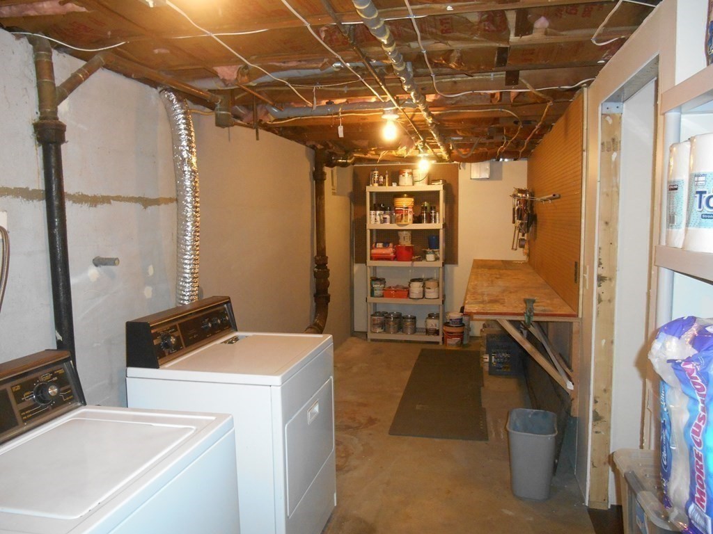 43 Winding Lane Springfield, MA 01118 - Photo 16 of 21 Gallery Image 16
