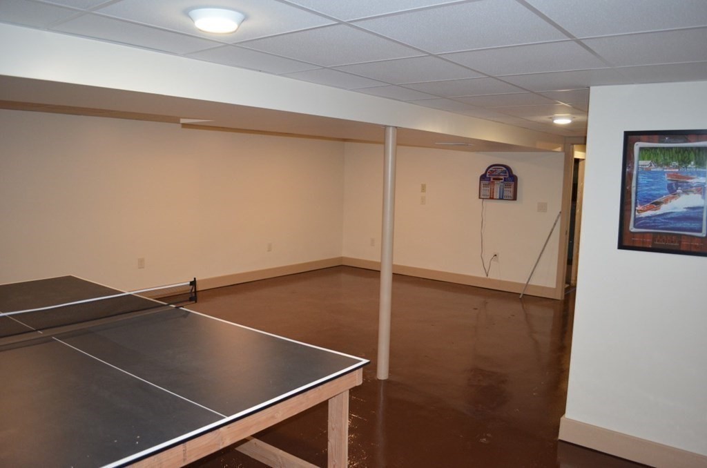 43 Winding Lane Springfield, MA 01118 - Photo 19 of 21 Gallery Image 19
