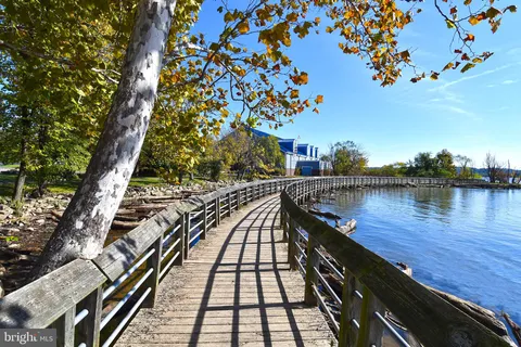 $799,990 | 400 Madison Street, Unit 301, Alexandria, VA 22314