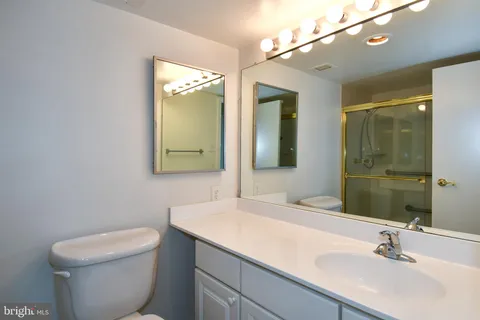 $779,000 | 400 Madison Street, Unit 301, Alexandria, VA 22314