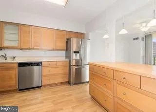 $799,990 | 400 Madison Street, Unit 301, Alexandria, VA 22314