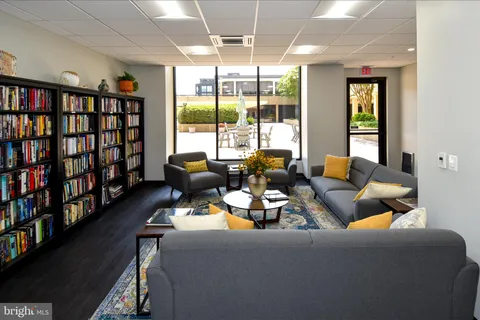$799,990 | 400 Madison Street, Unit 301, Alexandria, VA 22314