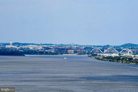 $779,000 | 400 Madison Street, Unit 301, Alexandria, VA 22314