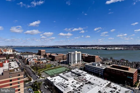 $799,990 | 400 Madison Street, Unit 301, Alexandria, VA 22314