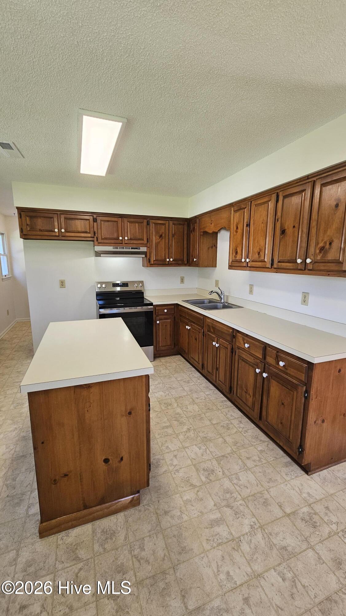 145 Launch Landing Road Moyock, NC 27958 - Photo 5 of 22 Gallery Image 5