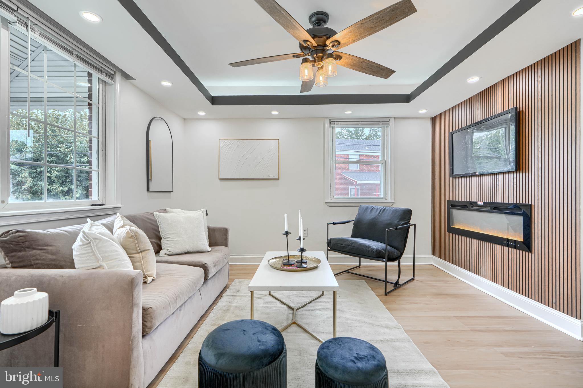 3901 Mountwood Road Baltimore, MD 21229 - Photo 4 of 40