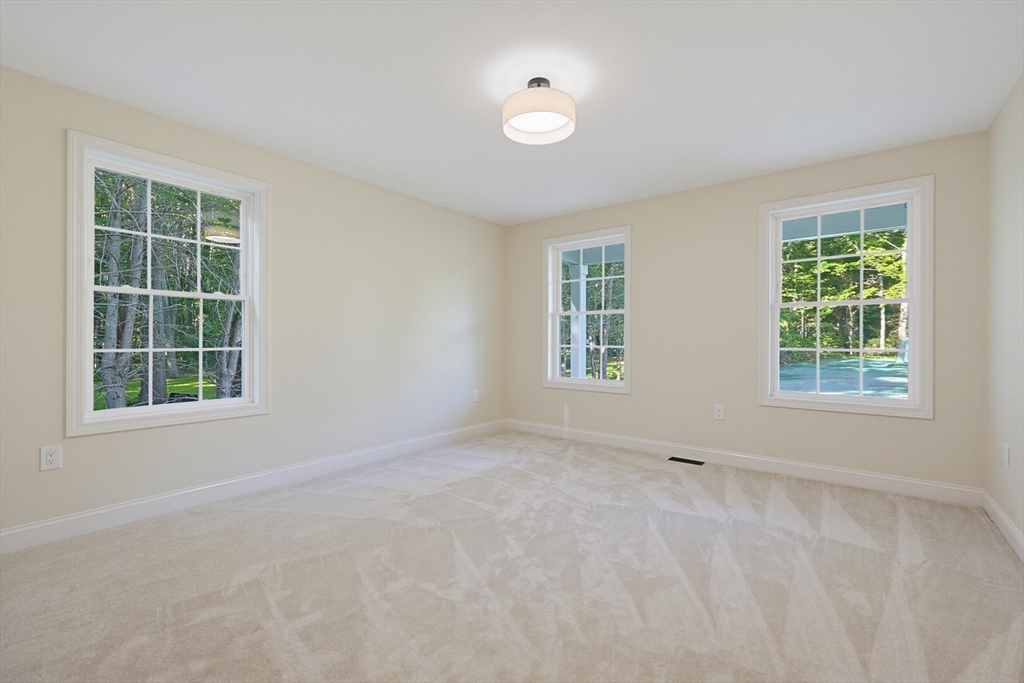 27 Woodside Road Spencer, MA 01562 - Photo 28 of 42