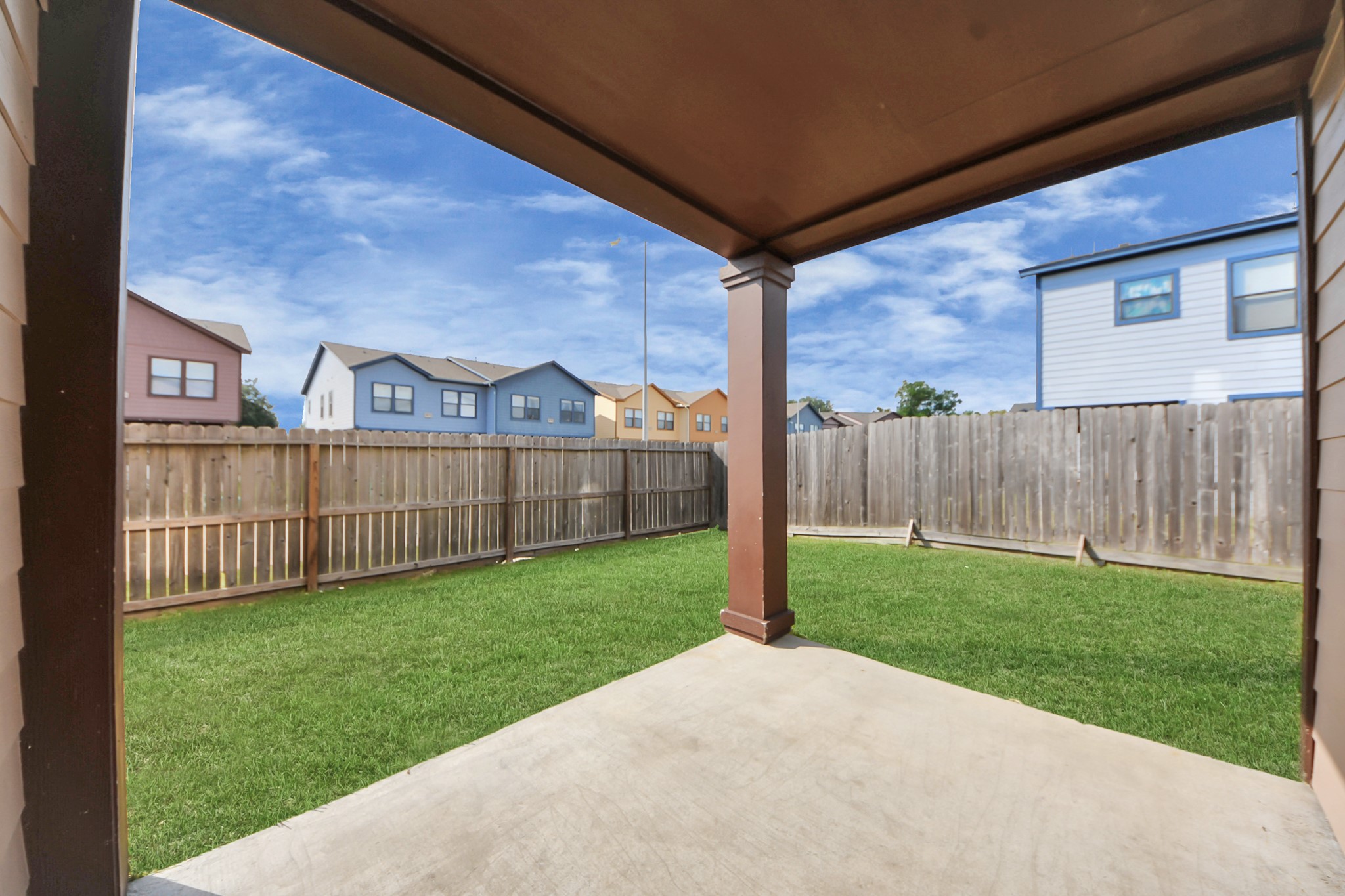 4327 Oak Ridge Drive, Unit A Pasadena, TX 77503 - Photo 16 of 20 a view of a backyard with a garden