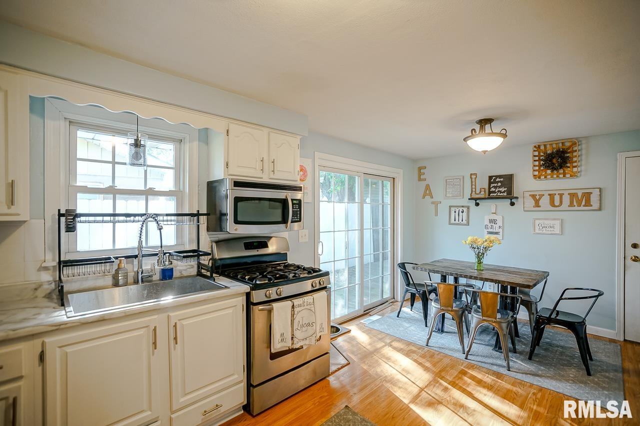 1901 Springfield Road East Peoria, IL 61611 - Photo 9 of 28 Gallery Image 9