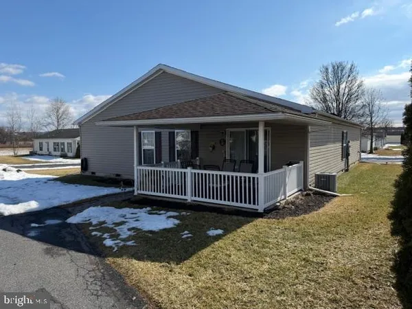 $279,900 | 639 San Simeon Place, Easton, PA 18040