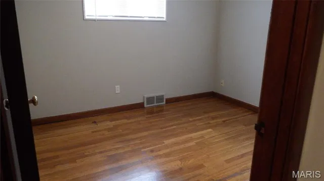 $185,000 | 1145 South Waterford Drive, Florissant, MO 63033