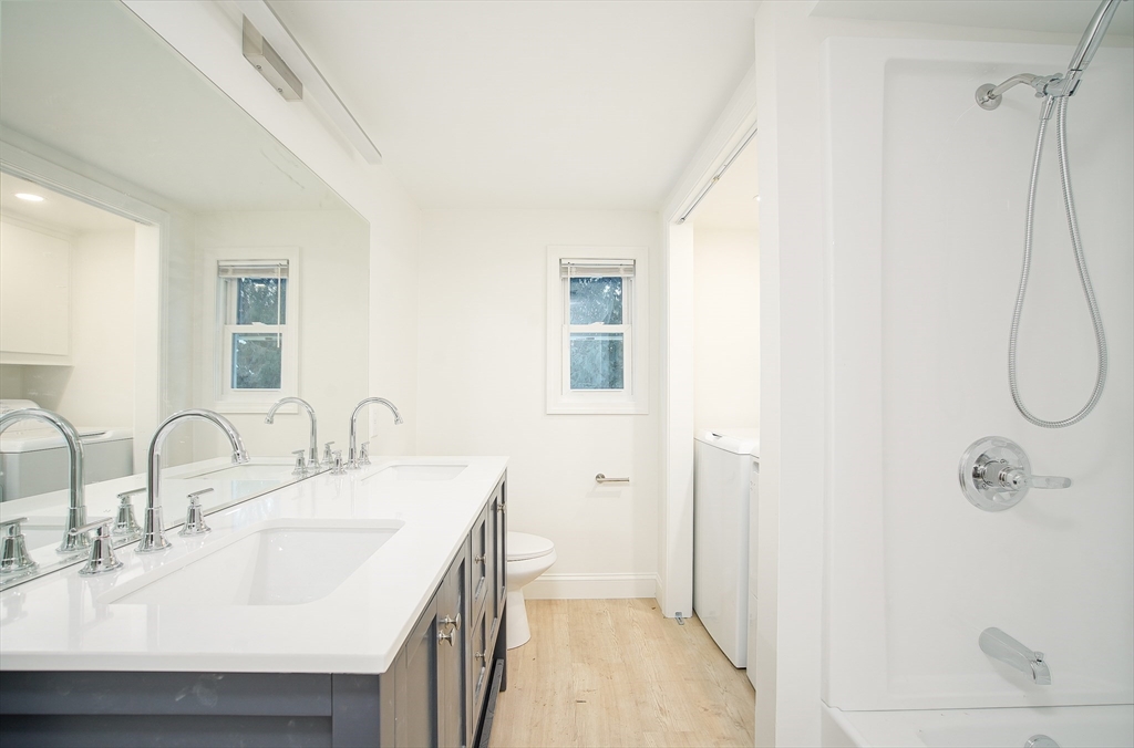 2403 Westfield Street West Springfield, MA 01089 - Photo 12 of 22