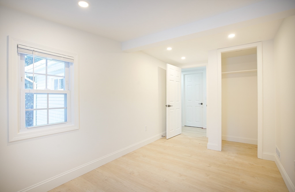 2403 Westfield Street West Springfield, MA 01089 - Photo 7 of 22