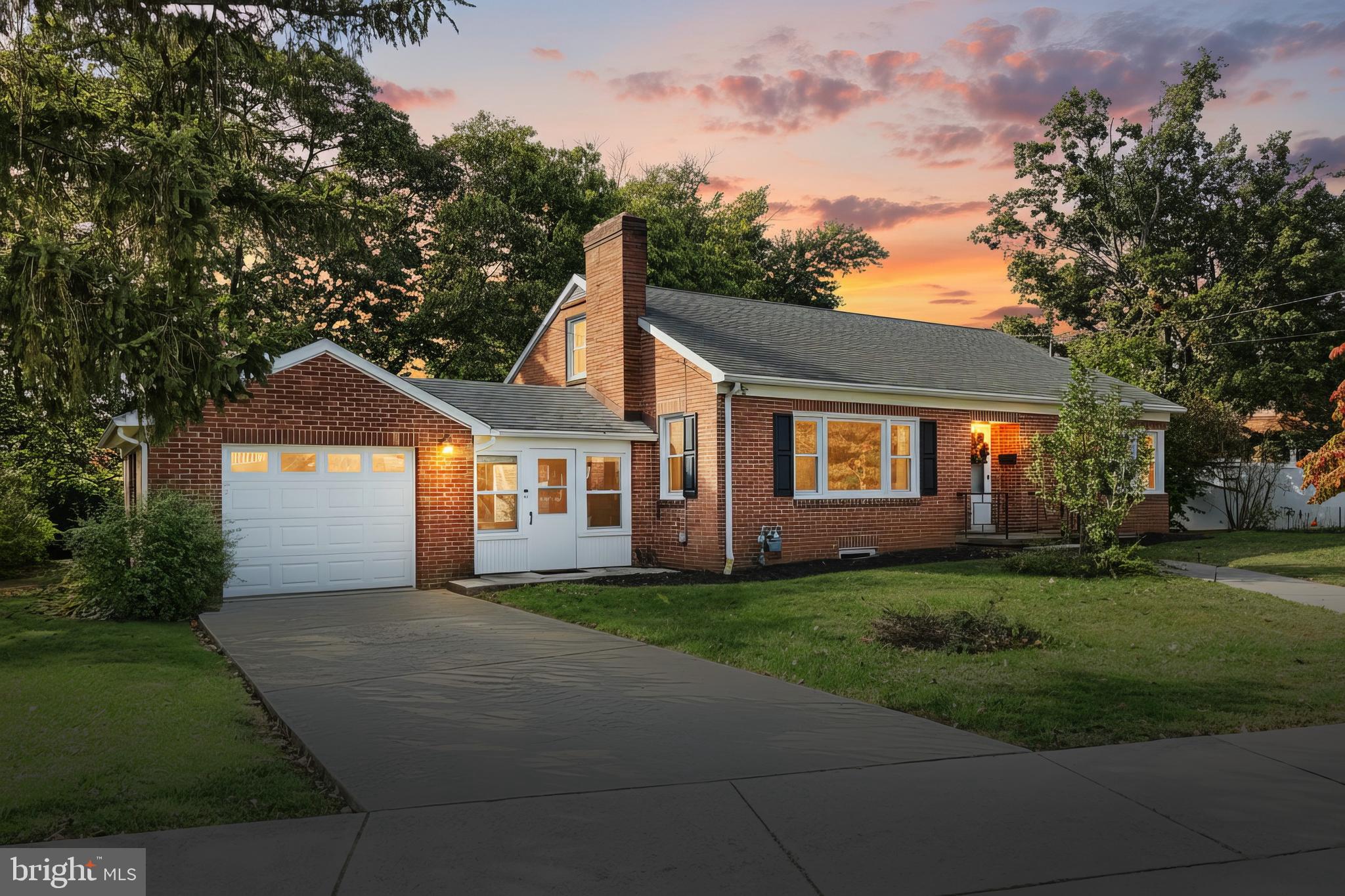102 George Street Hanover, PA 17331 - Photo 1 of 42 Gallery Image 1