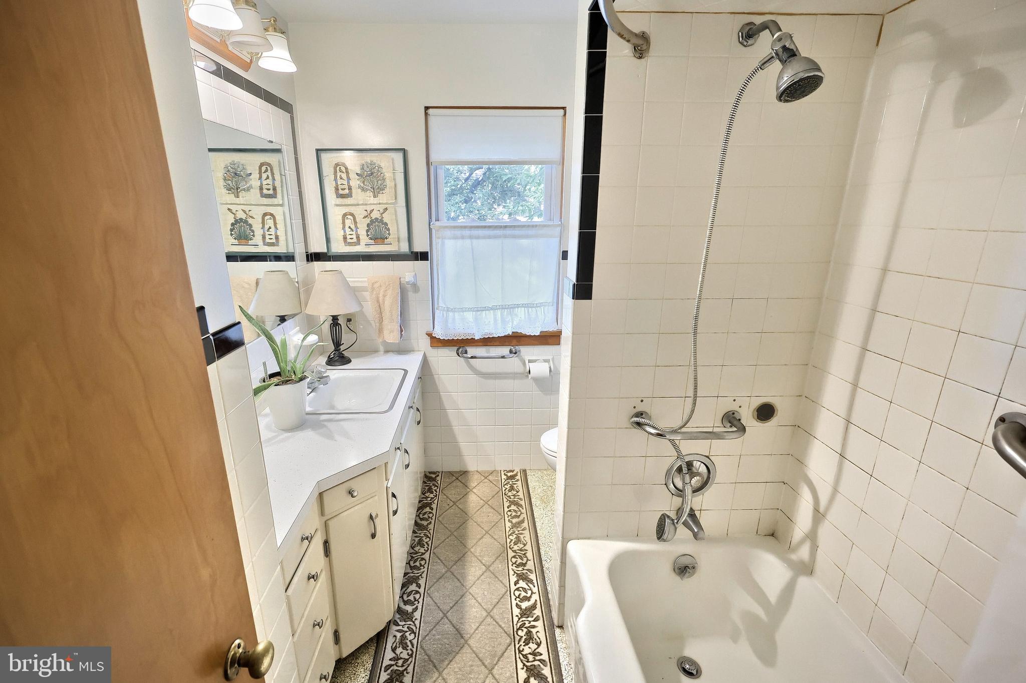 102 George Street Hanover, PA 17331 - Photo 29 of 42 Gallery Image 29