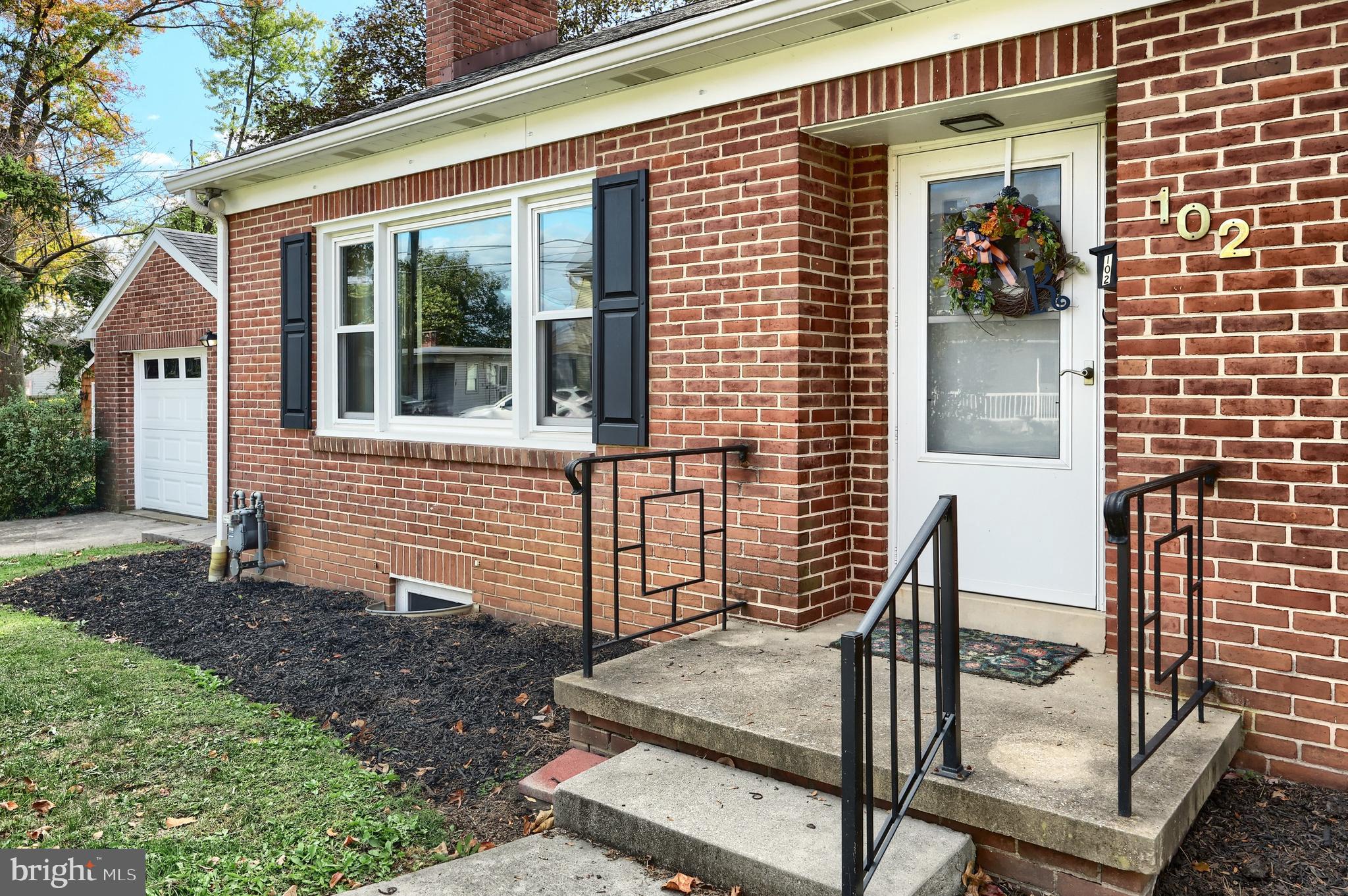 102 George Street Hanover, PA 17331 - Photo 8 of 42 Gallery Image 8