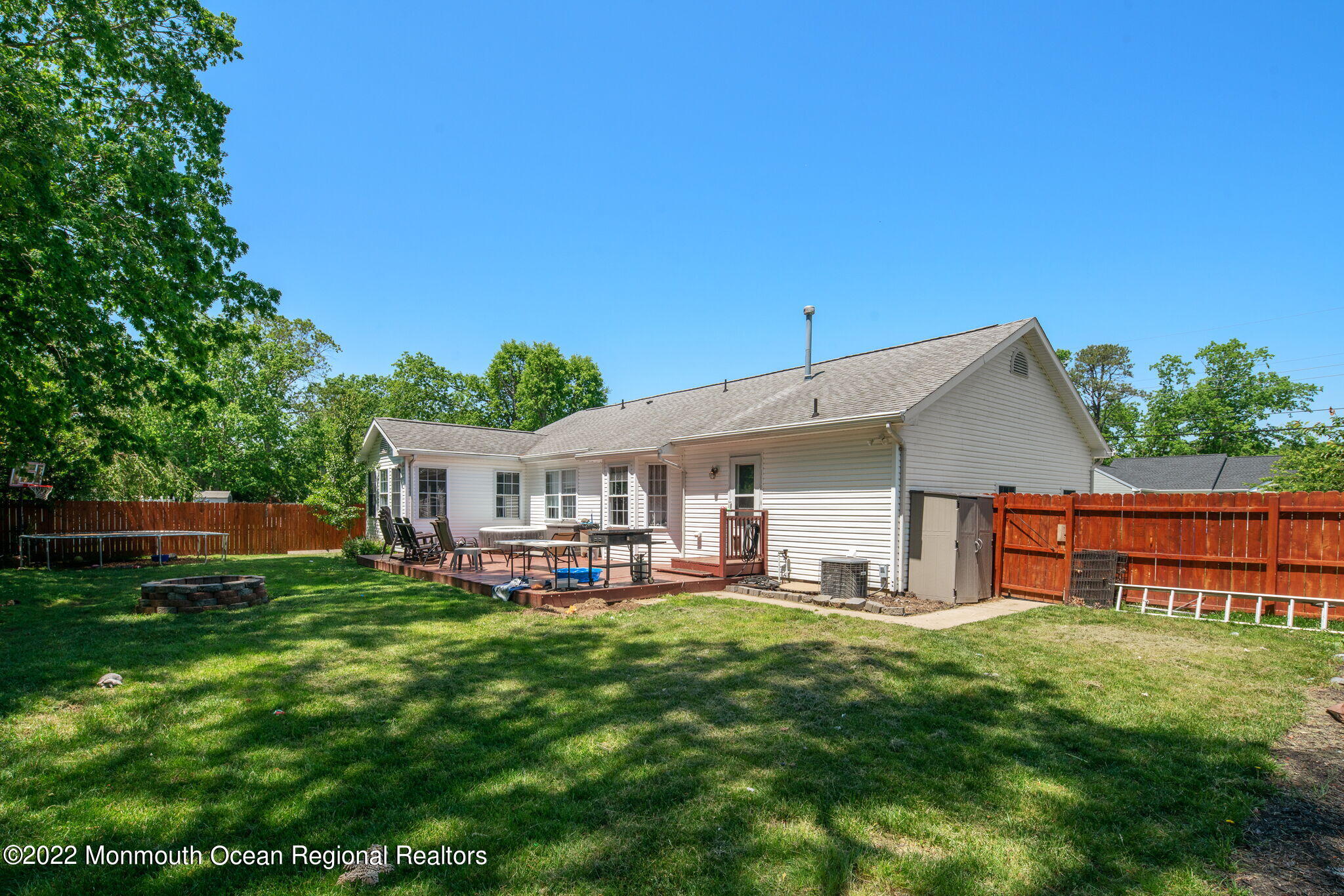 141 Wave Road Manahawkin, NJ 08050 - Photo 3 of 18 141 WaveRoad3