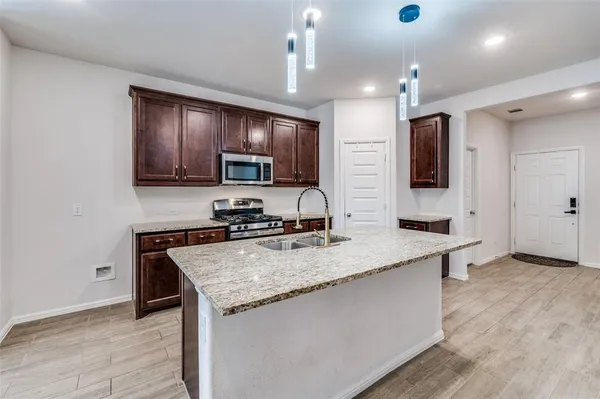 $2,495 | 14149 Danesdale Drive, Pilot Point, TX 76258