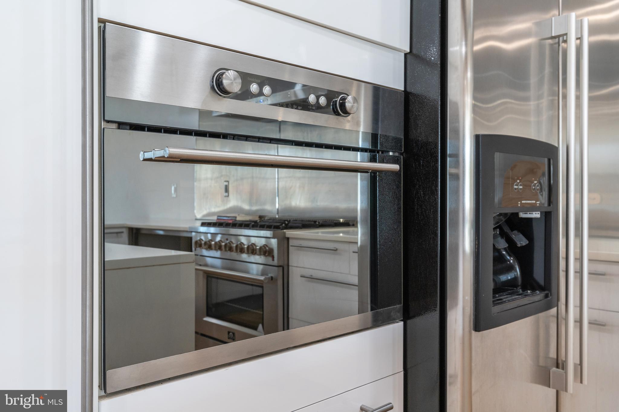 2218 Emerald Street Philadelphia, PA 19125 - Photo 32 of 66