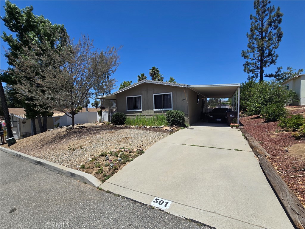 15181 Van Buren Boulevard, Unit 301 Riverside, CA 92504 - Photo 4 of 33