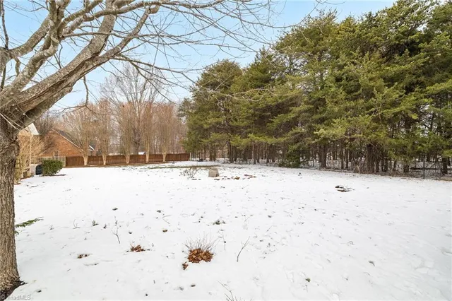 $417,500 | 8108 Middleland Drive, Browns Summit, NC 27214