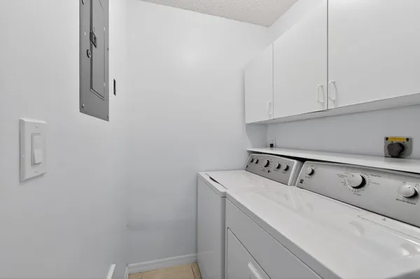 $339,500 | 9110 Southwest 22nd Court, Unit D4, Davie, FL 33324